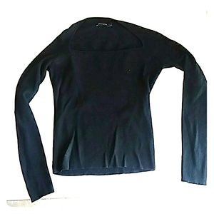 Limited black ribbed sweater
